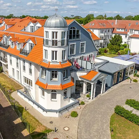 Baltischer Hof 38 *